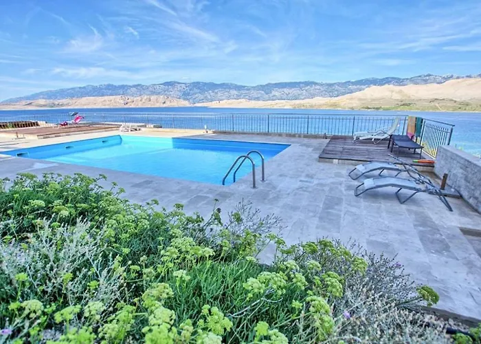 Sea View & Pool By Pag Tours